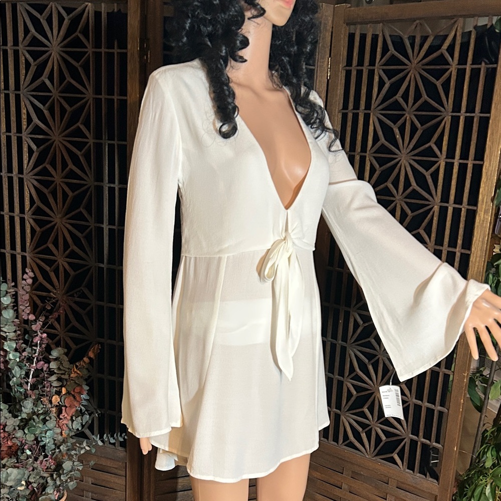 NWT FLYNN SKYE CREAM LACE DRESS S